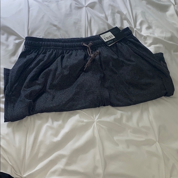 2xu men’s shorts 9” soft XXL - Picture 2 of 5